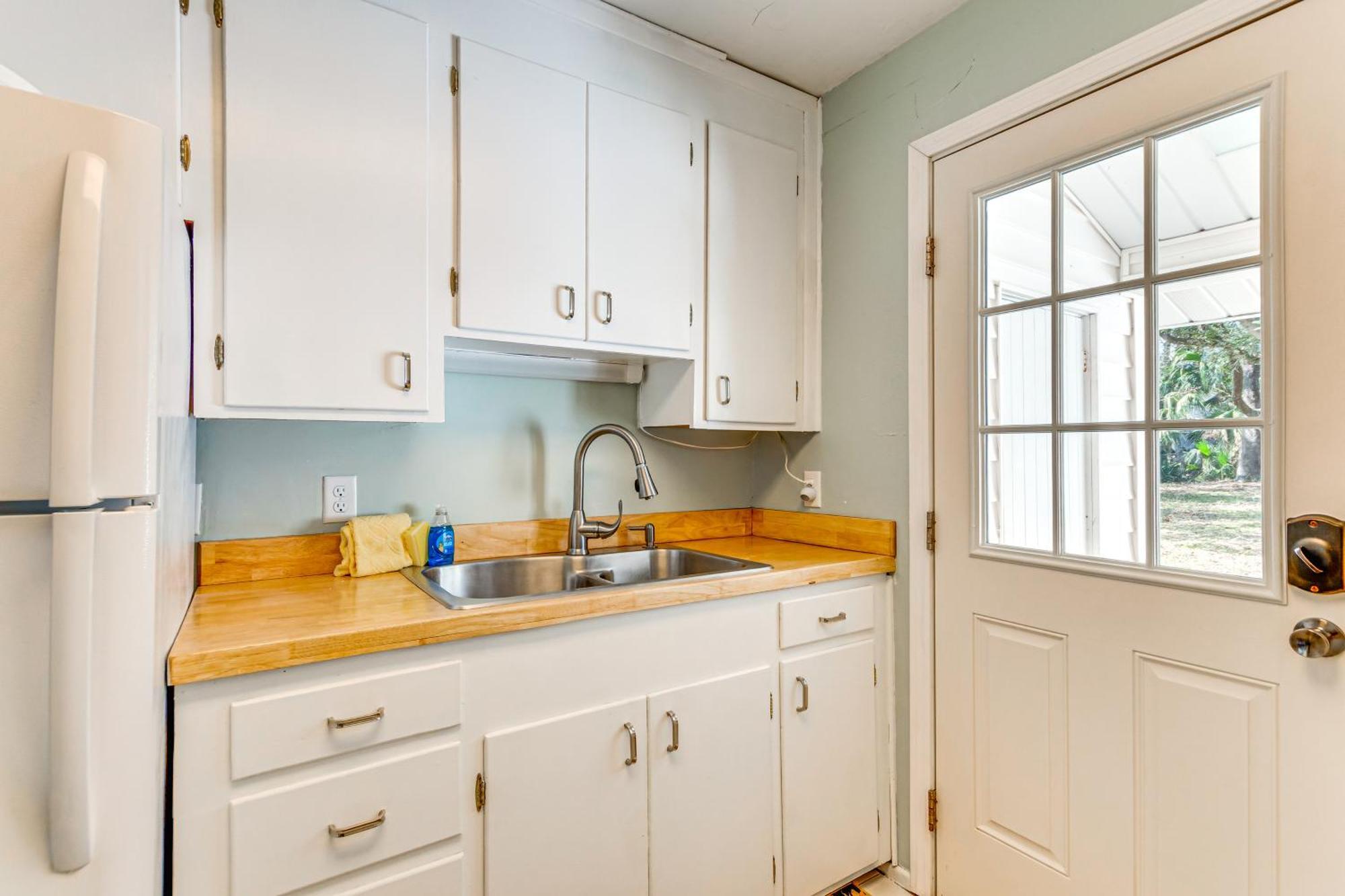 Fort Walton Coastal Retreat With Yard Walk To Beach 포르 월턴 비치 외부 사진